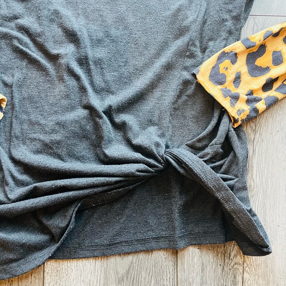 Simply Southern Women’s Long Sleeve Tie Front T-Shirt Cheetah Leopard Size Large - Picture 4 of 7